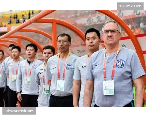 新疆伊力特防守专注度波动 年轻球员经验欠缺暴露